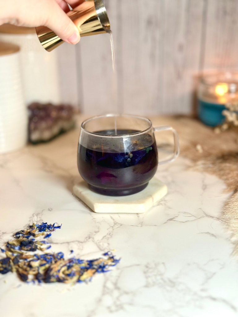 Color-Changing Butterfly Pea Flower Drink Recipe