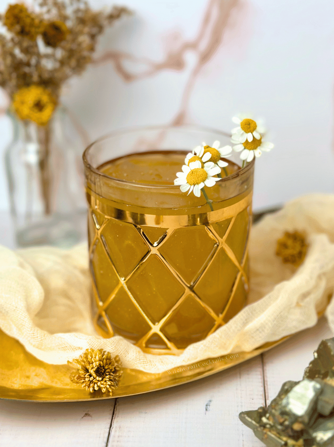 Liquid Gold Drink Cover Cocktail & Mocktail